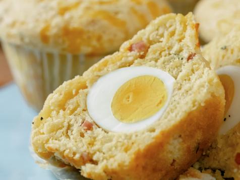 Put-an-Egg-In-It Corn Muffins