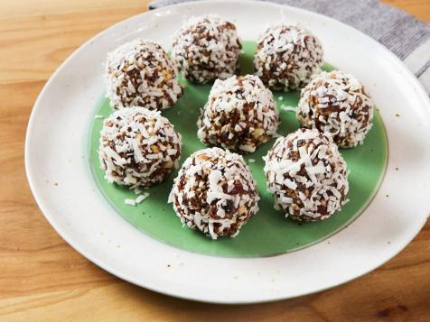 Berry Almond Energy Bites