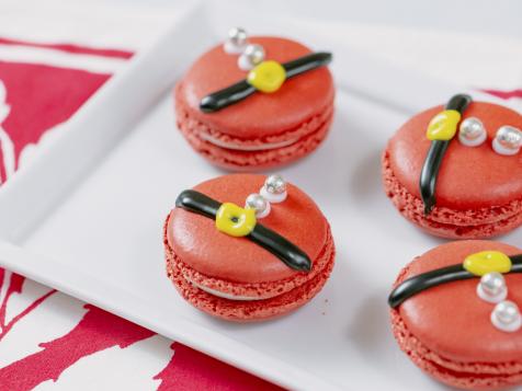 Santa Macarons