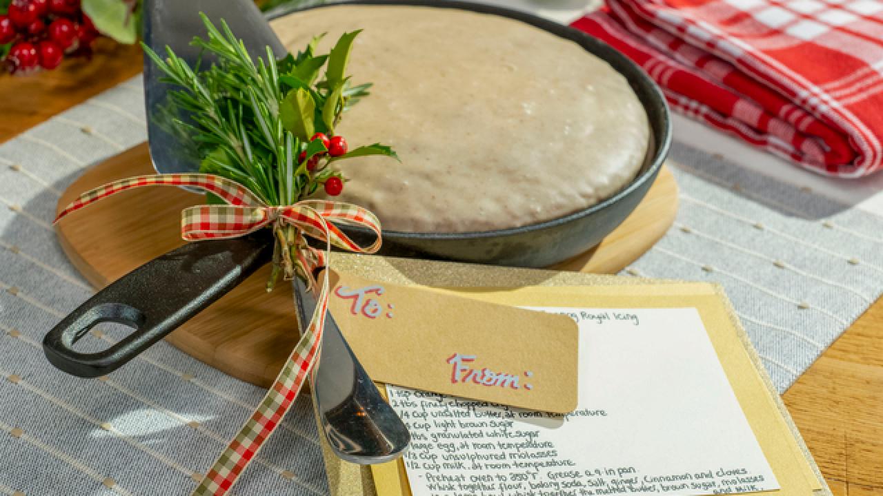 Skillet Gingerbread Cake