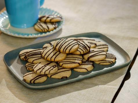 Dark Chocolate Chai Cookies
