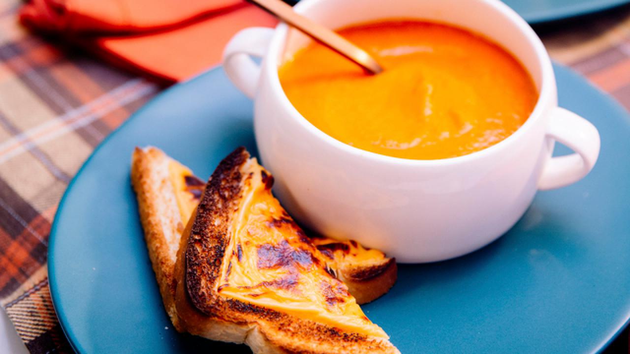Simple Roasted Tomato Soup