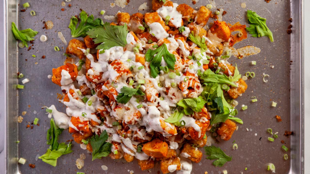 Buffalo Chicken Totchos