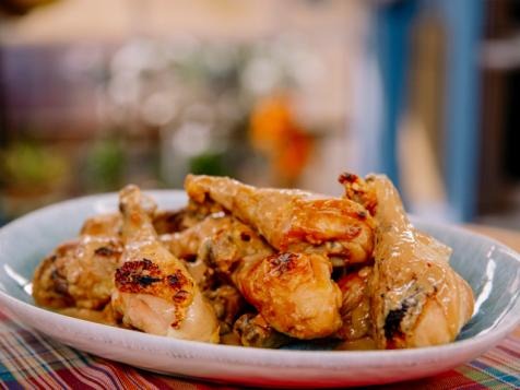Chicken Legs with Spicy Peanut Sauce