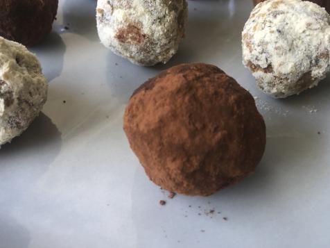 Healthy Peanut Butter Balls