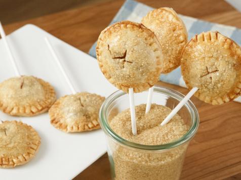Apple-Berry Pie Pops