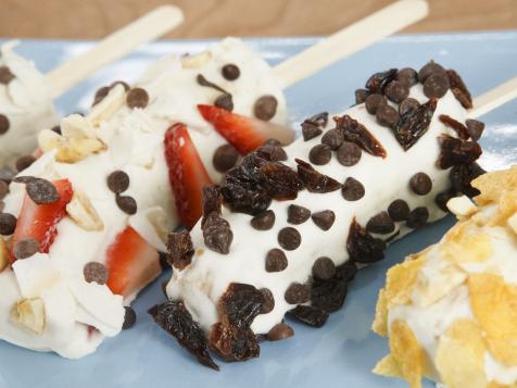 Yogurt Banana Pops