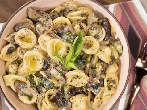 One-Pan Pasta with Mushrooms
