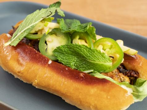 Malai Chicken Hot Dogs