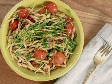 Bacon-Peanut-Tomato Sauce