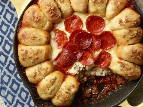 Bread Ring Pizza Dip