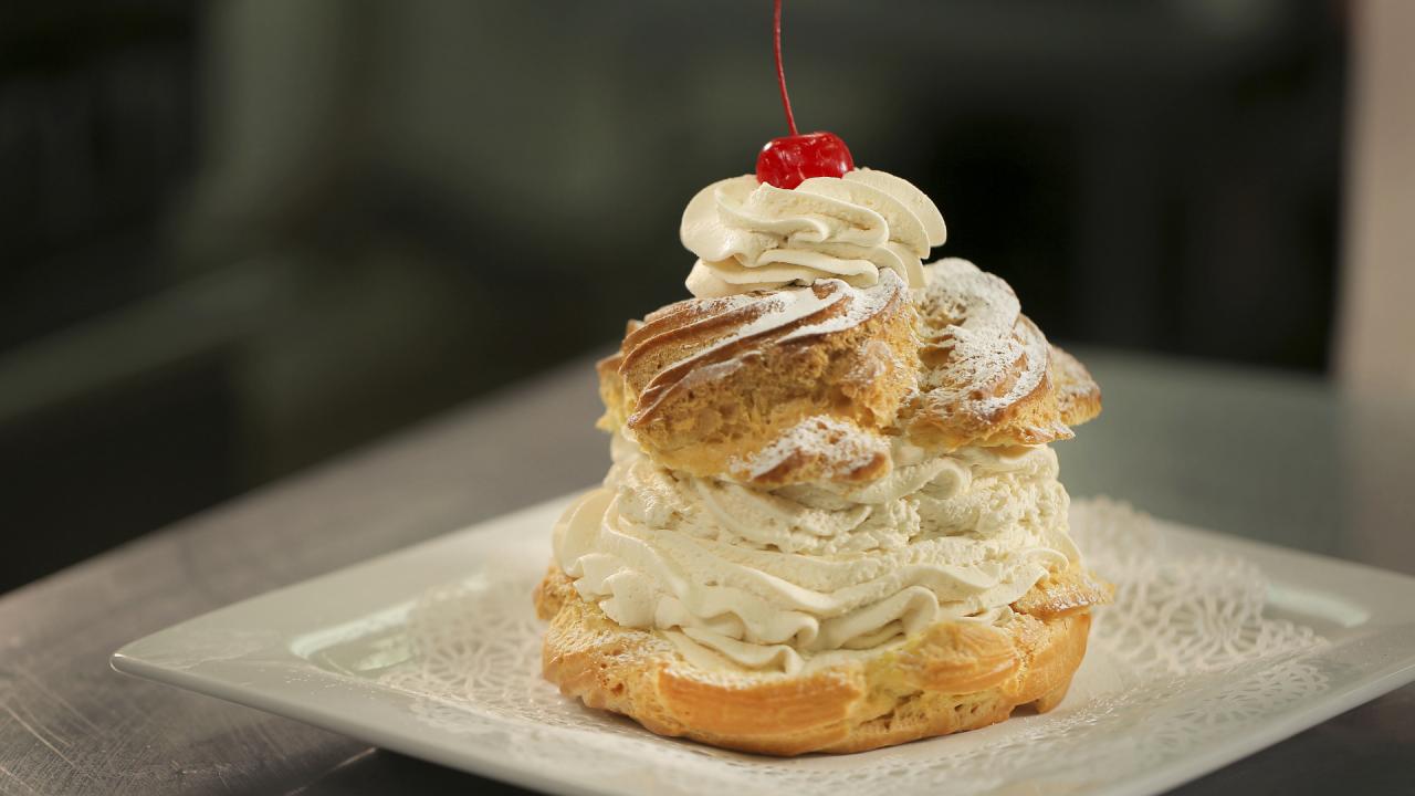 Grammy's Giant Cream Puffs