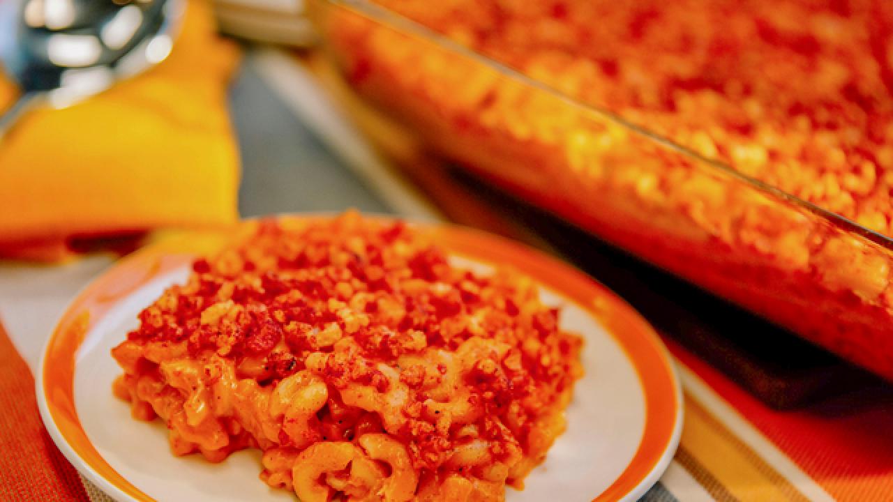 Hot Cheese Crunchy Mac and Cheese