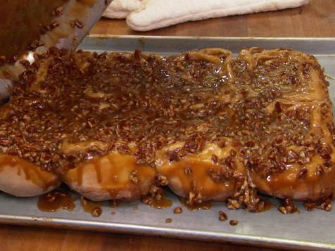 Jimmy's Caramel Pecan Rolls