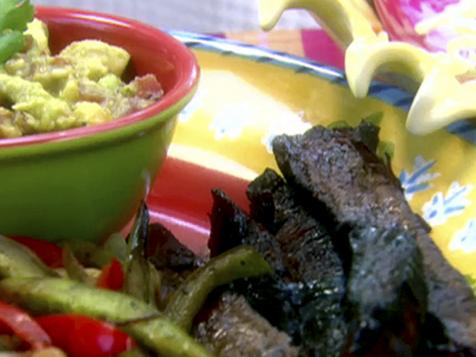 Steak Fajitas With Guacamole