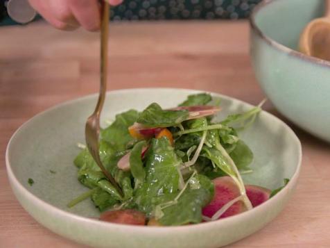 How to Make Salad Dressing