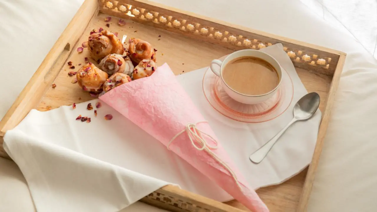 Rose Vanilla Doughnuts
