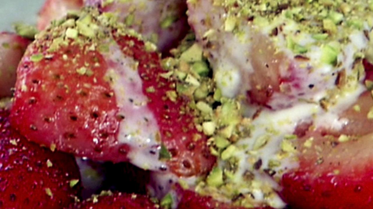 Strawberries and Ricotta Cream