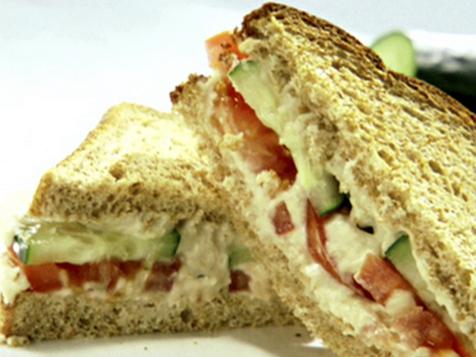 Hummus and Cucumber Sandwich