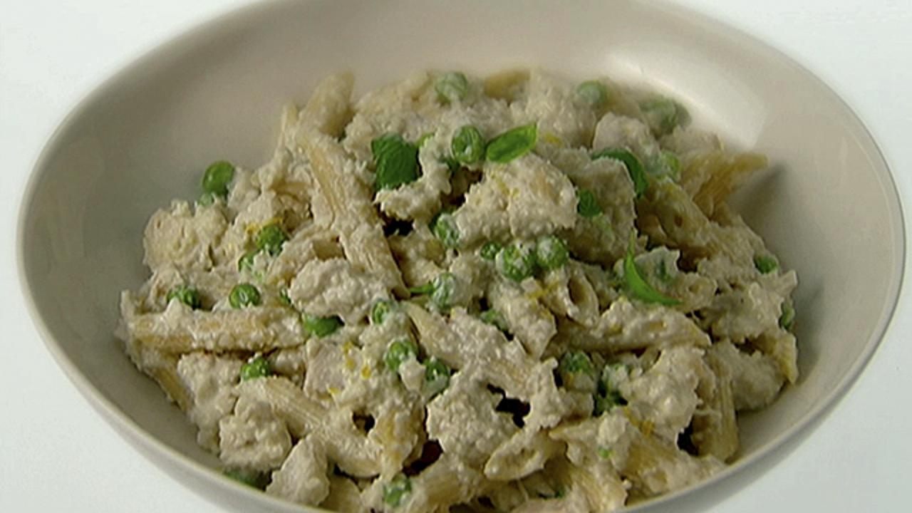 Penne With Almond Sauce