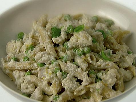 Penne With Almond Sauce