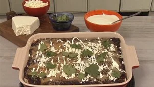Easy Chili Enchiladas