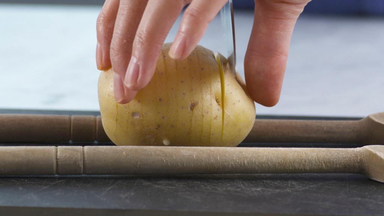 Kitchen Hacks with a Wooden Spoon