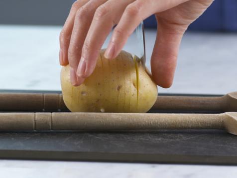 Kitchen Hacks with a Wooden Spoon