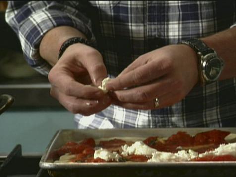 Tyler Florence Makes Pizza Margherita