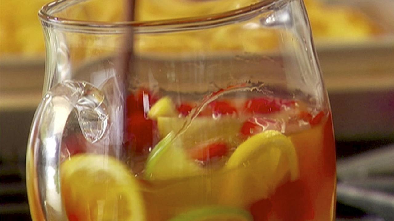 Champagne Sangria