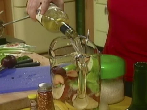 Rachael's White Sangria