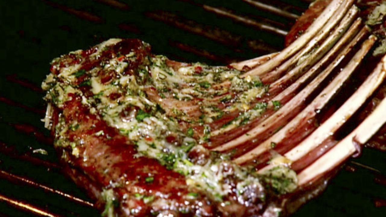 Grilled Garlic Lamb Chops