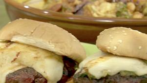 Green Chile Cheeseburgers