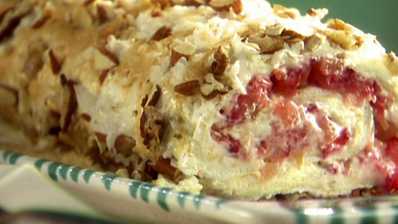 Coco-Nutty Pavlova Log