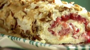 Coco-Nutty Pavlova Log