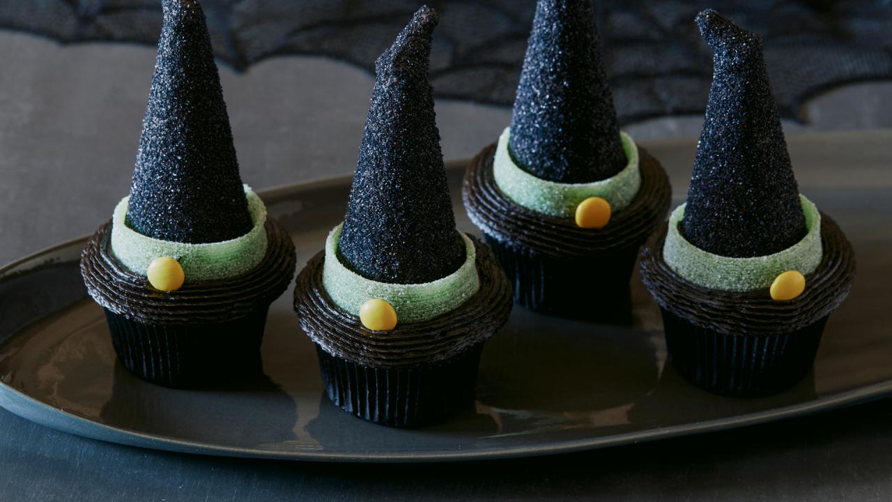 Witches Hat Cupcakes