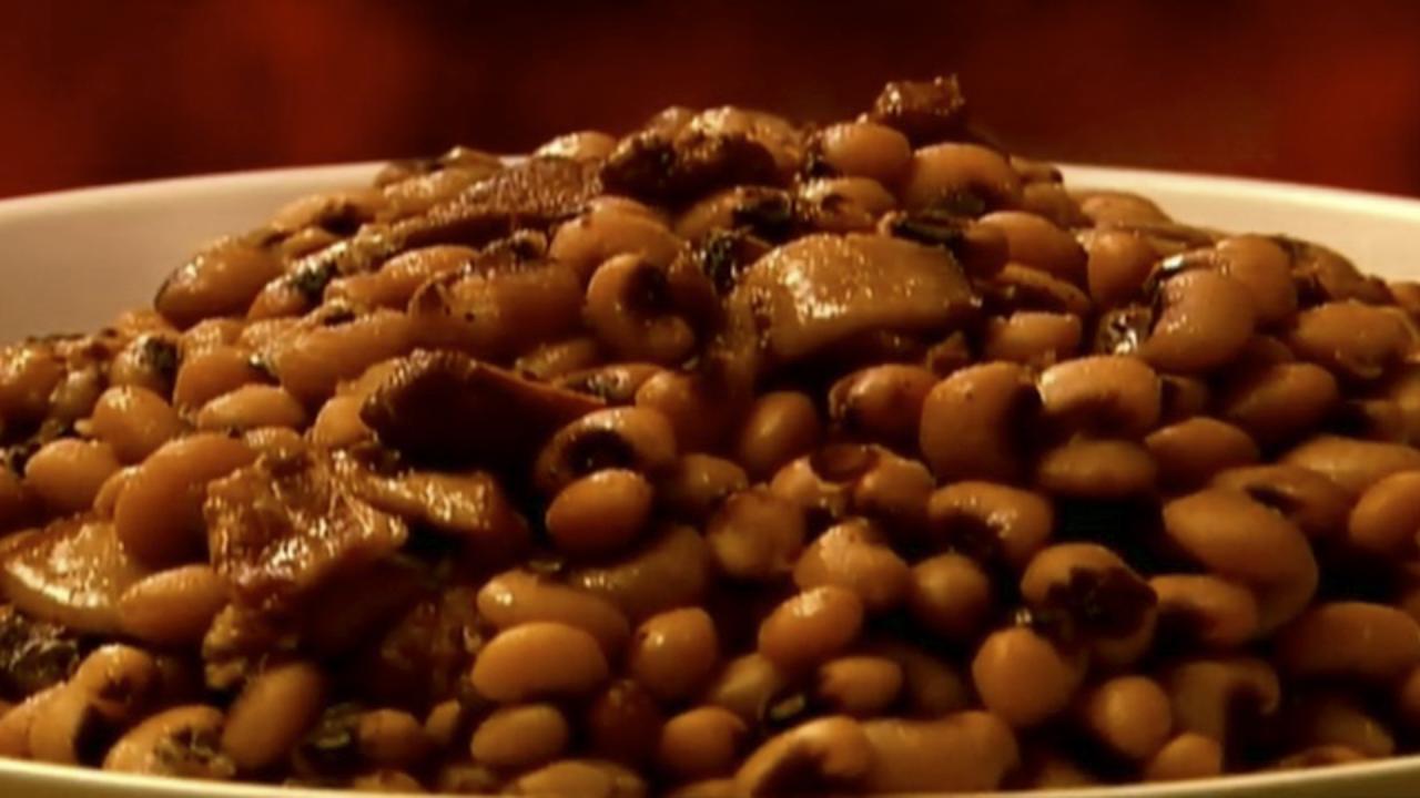 Black-Eyed Peas, Bacon and Pork