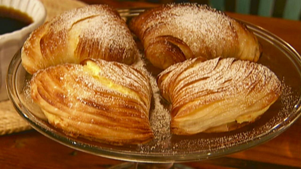 Flaky Sfogliatelle Pastry