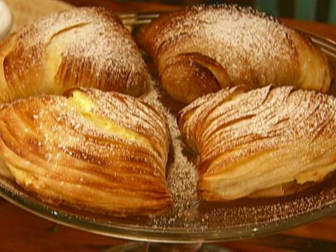 Flaky Sfogliatelle Pastry
