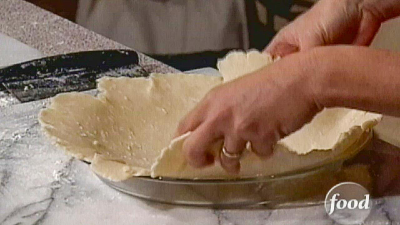 Lining a Pie Pan