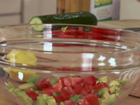 Cucumber-Tomato Salad Ole!
