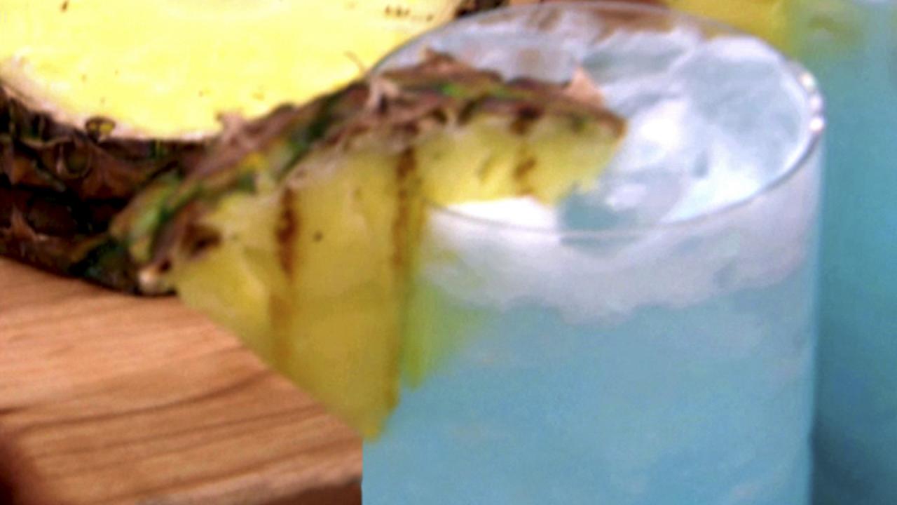 Blue Hawaiian Cocktail