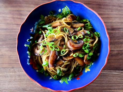 Sesame Noodles with Mushrooms