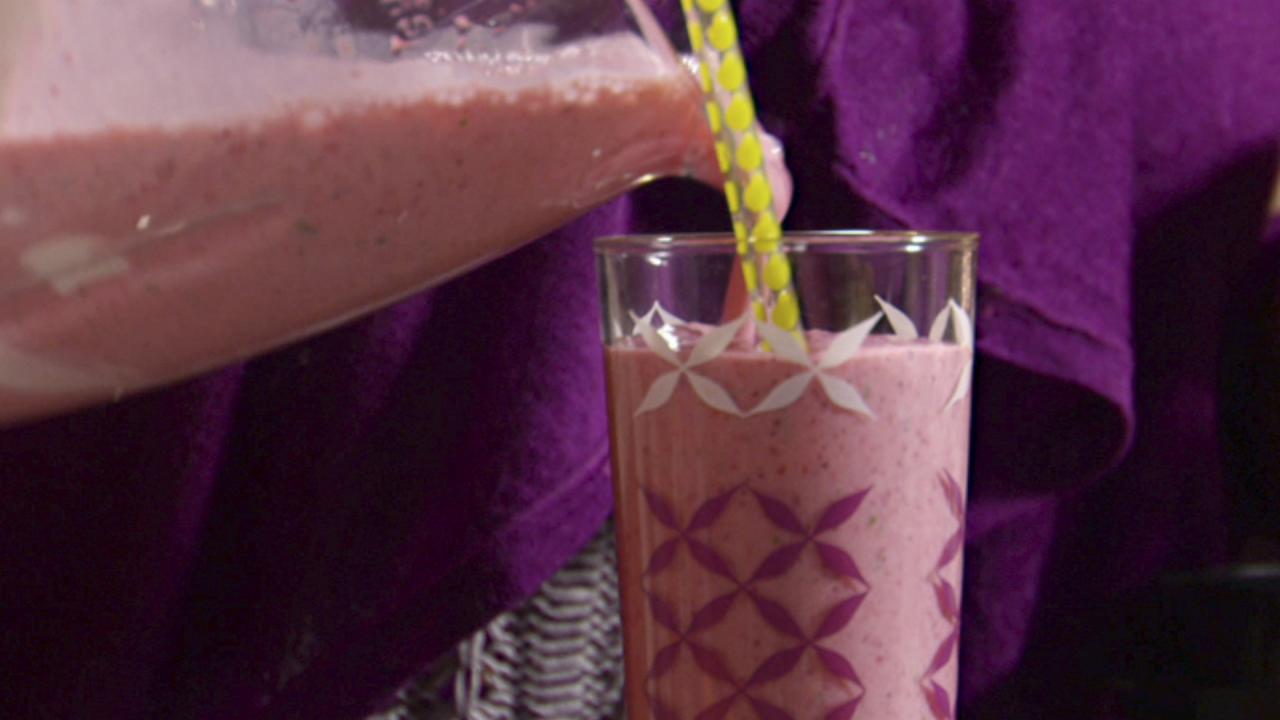 Strawberry-Basil Yogurt Cooler
