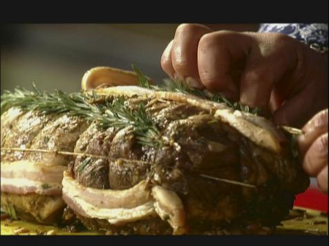 Leg-O-Lamb with Rosemary Au Jus
