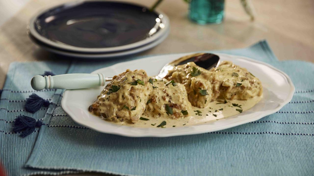 Carolina Smothered Chicken