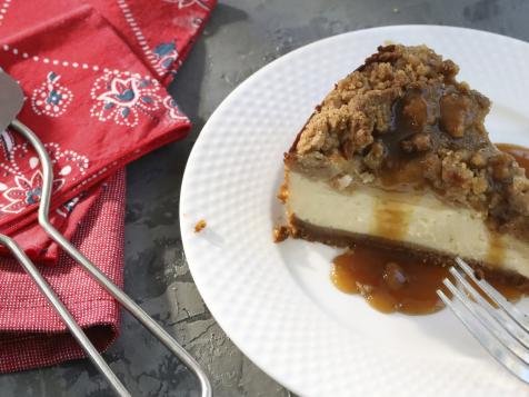 Big Apple Crumb Cheesecake