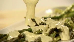Asparagus With Hollandaise