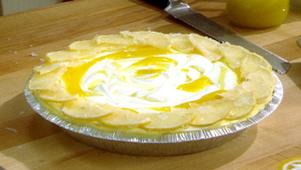 Sandra Lee's Lemon Chiffon Pie