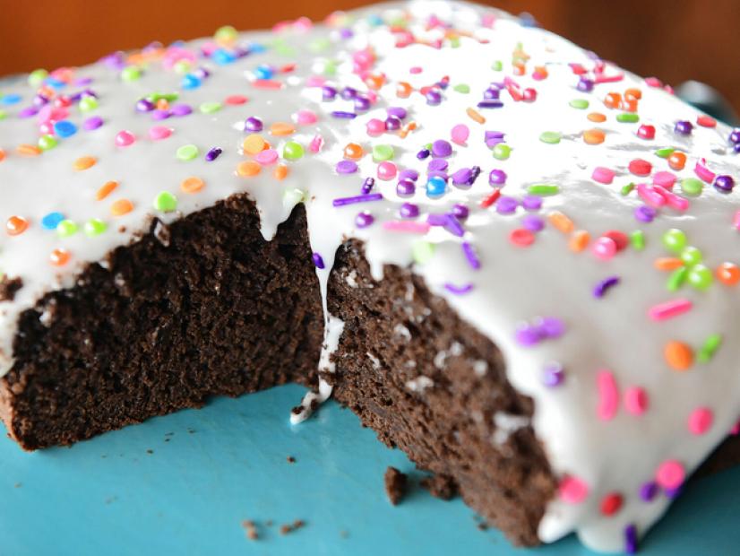 3 Ingredient Chocolate Cake Recipe | Ree Drummond | Food Network